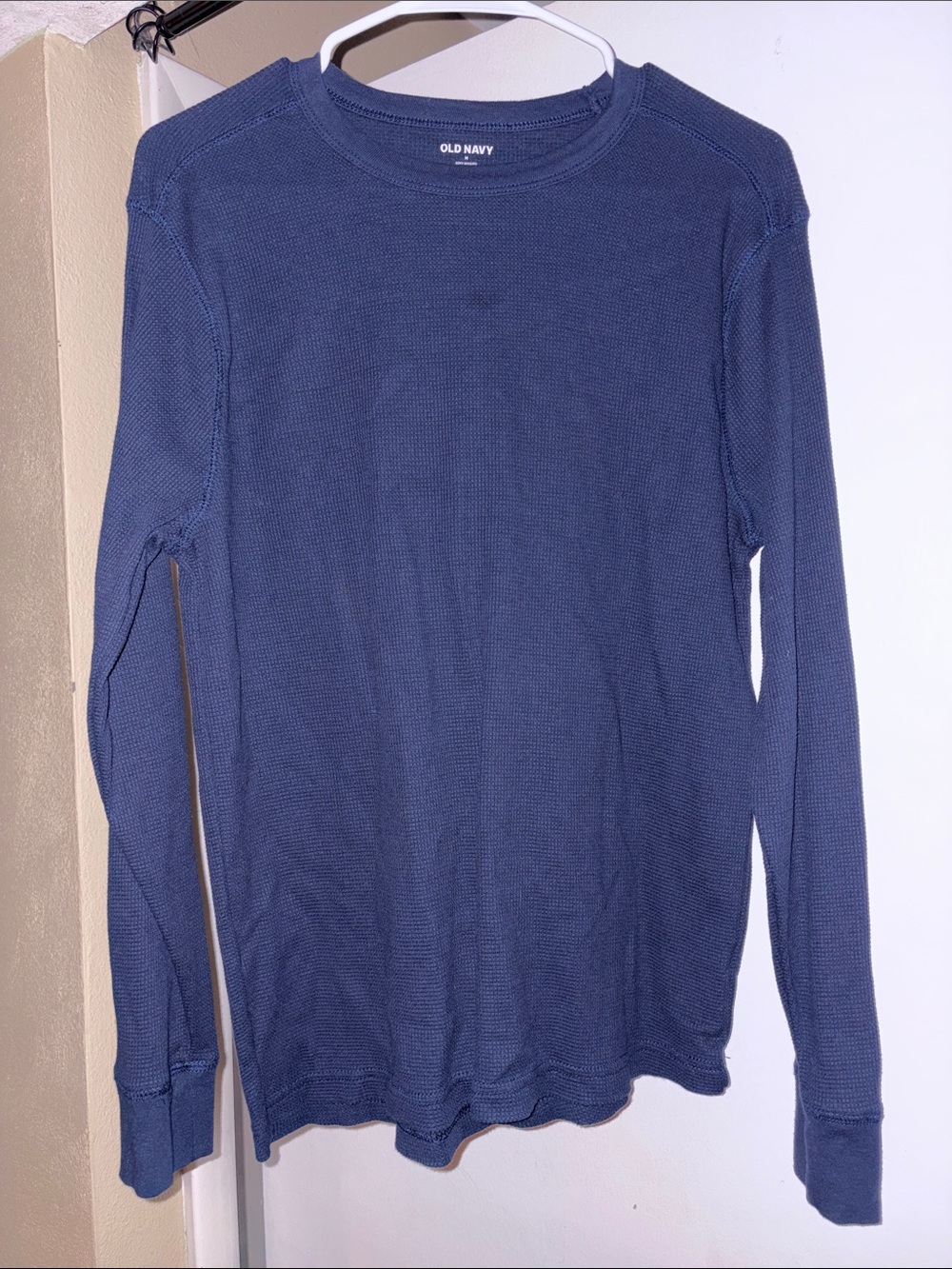 Old Navy Long-Sleeve Waffle Tee in Navy Blue